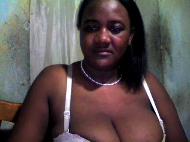 pussyblacky live cam on BongaCams