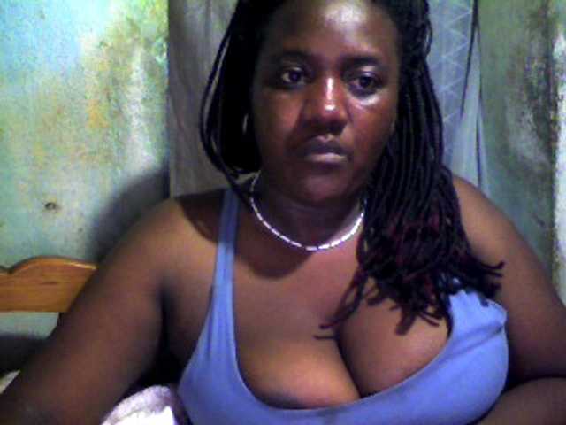 pussyblacky live cam on BongaCams