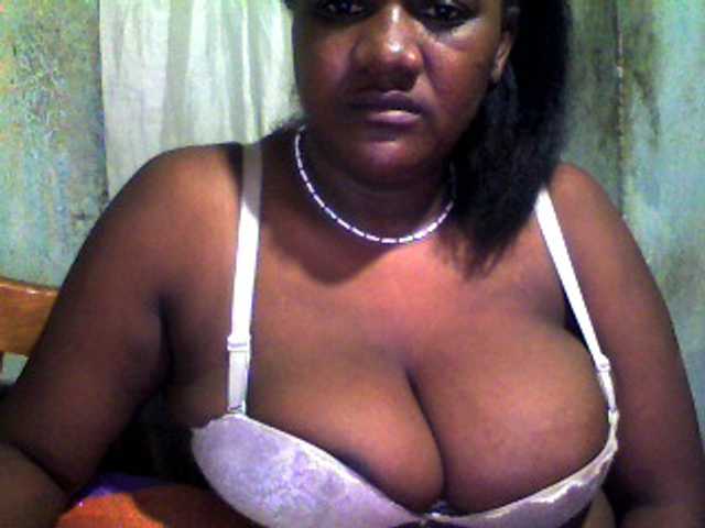 pussyblacky live cam on BongaCams