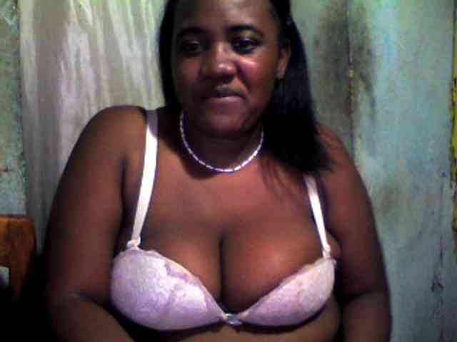 pussyblacky webcam