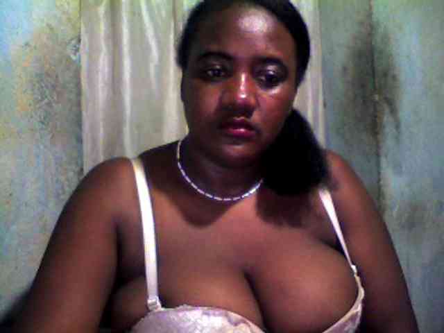 pussyblacky webcam
