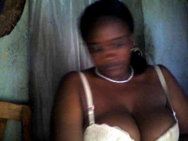 pussyblacky webcam