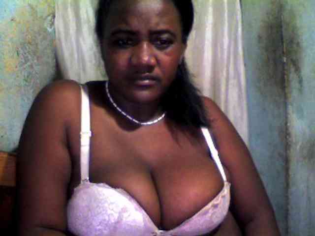 pussyblacky webcam