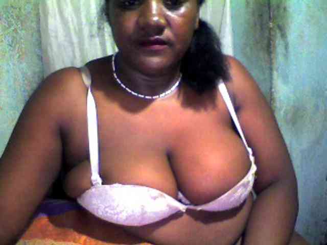 pussyblacky webcam