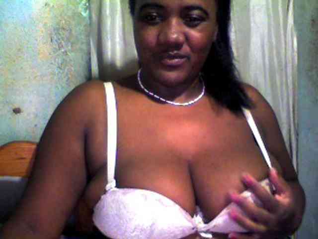pussyblacky webcam