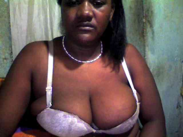 pussyblacky webcam