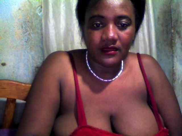 pussyblacky webcam