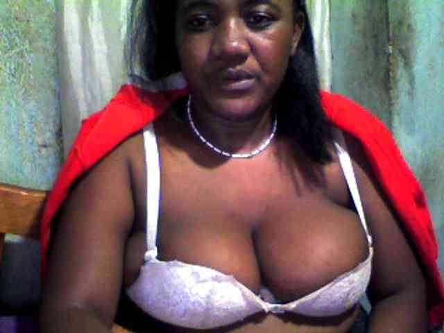 pussyblacky webcam