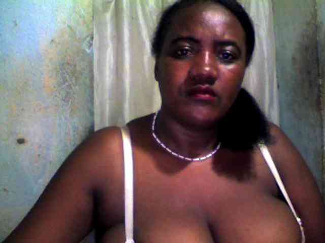 pussyblacky webcam