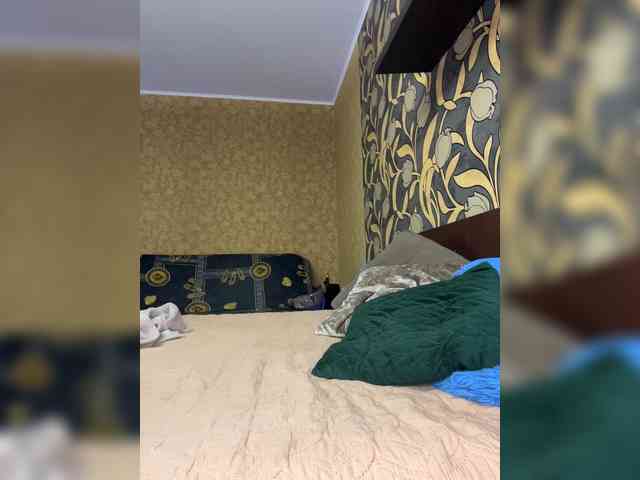 LouiseJenkin webcam
