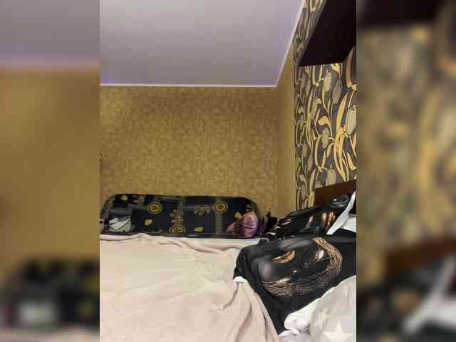 LouiseJenkin webcam