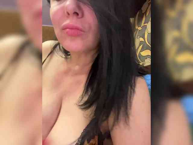 LouiseJenkin webcam