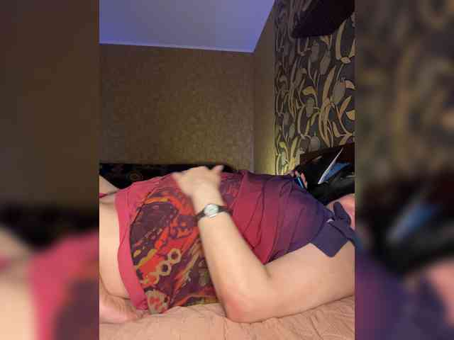 LouiseJenkin webcam