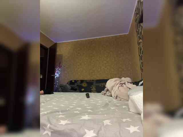 LouiseJenkin webcam