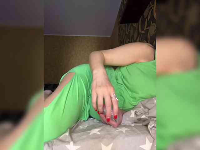 LouiseJenkin webcam