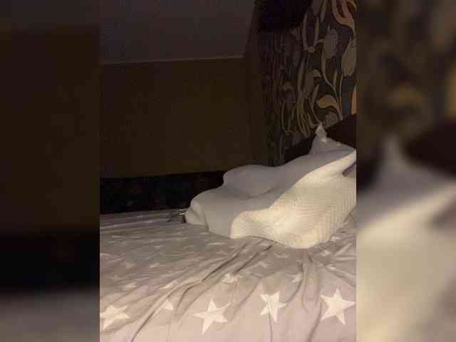 LouiseJenkin webcam