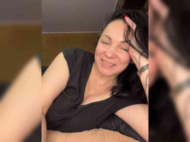 LouiseJenkin webcam