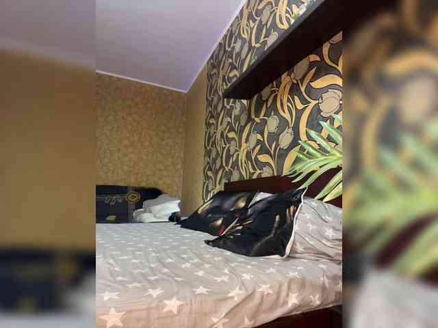 LouiseJenkin webcam