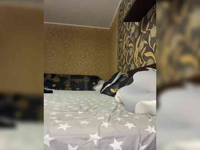 LouiseJenkin webcam
