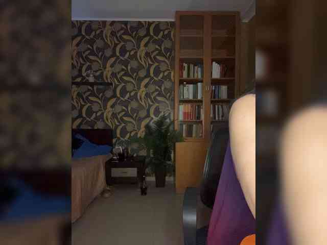 LouiseJenkin webcam