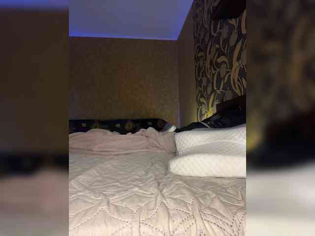LouiseJenkin webcam