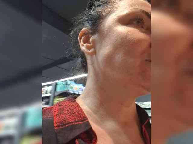 LouiseJenkin webcam