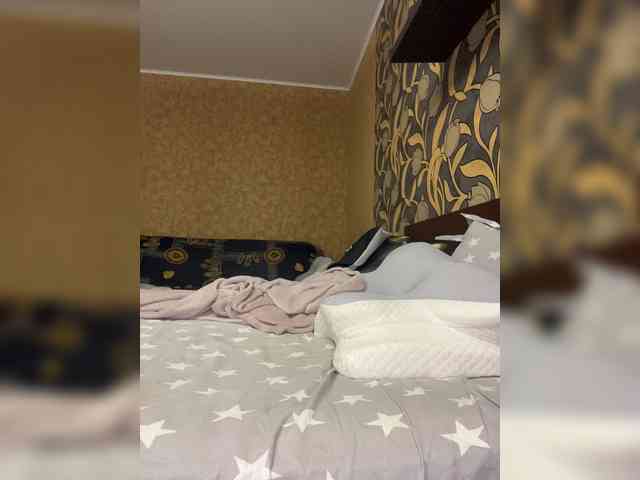 LouiseJenkin webcam