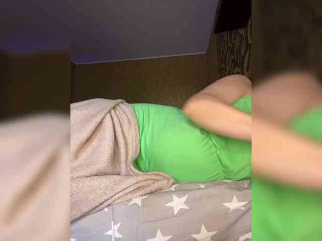 LouiseJenkin webcam