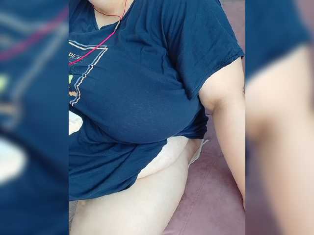 Mari301 live cam on BongaCams