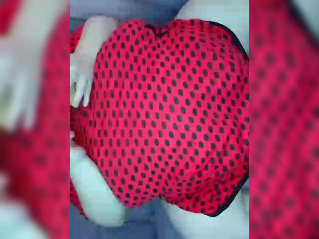 Mari301 live cam on BongaCams
