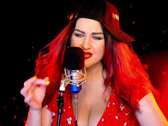Meskhimusic webcam