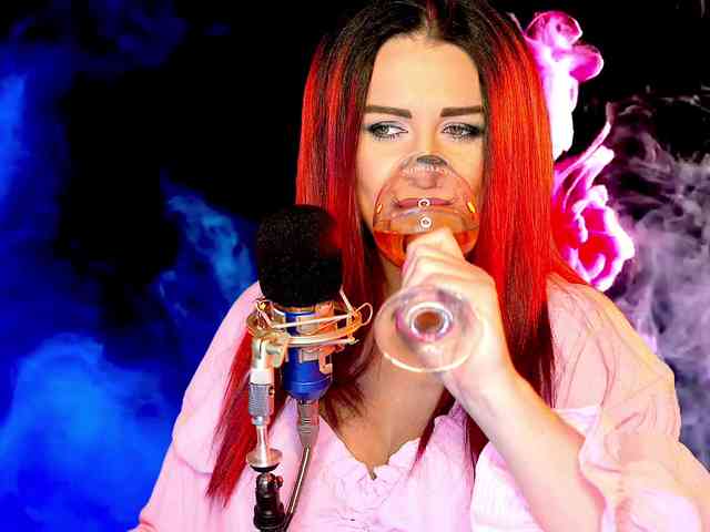 Meskhimusic webcam