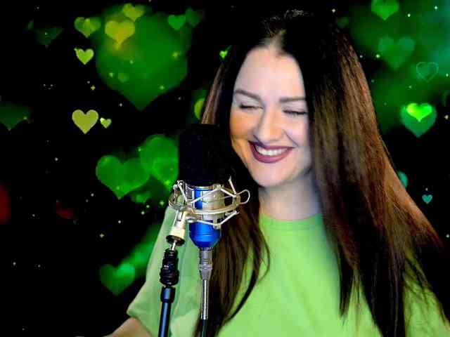 Meskhimusic webcam