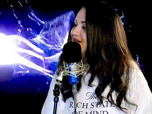 Meskhimusic webcam