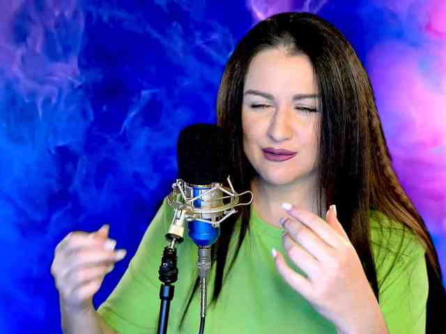 Meskhimusic webcam