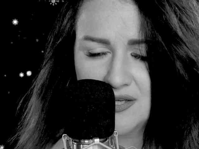Meskhimusic webcam
