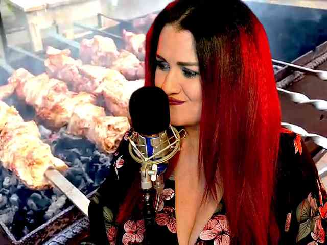 Meskhimusic webcam