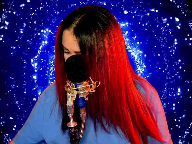Meskhimusic webcam