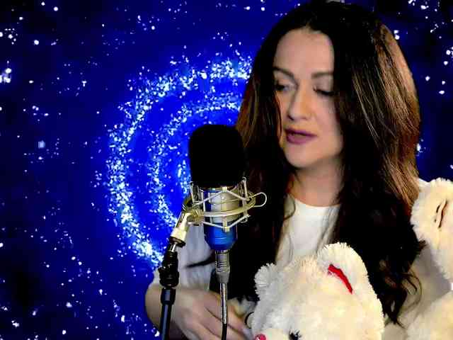 Meskhimusic webcam