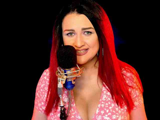 Meskhimusic webcam