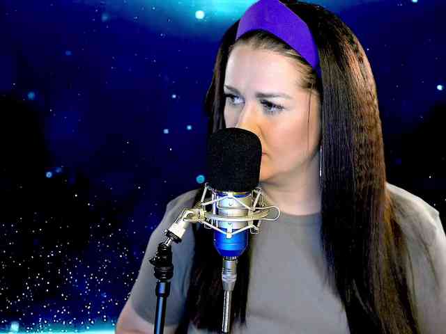Meskhimusic webcam