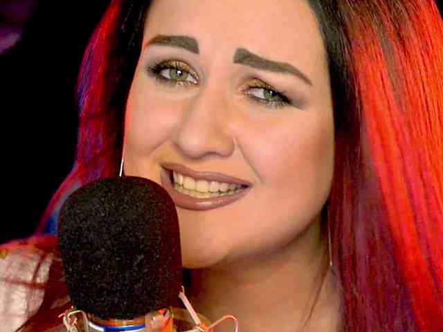 Meskhimusic webcam
