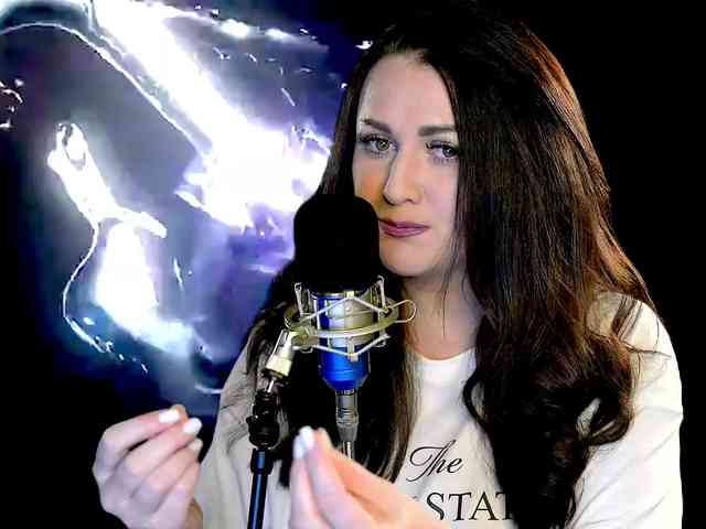 Meskhimusic webcam