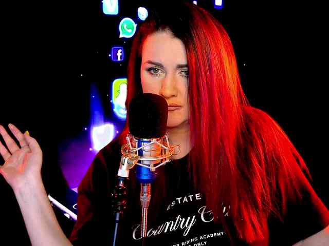 Meskhimusic webcam