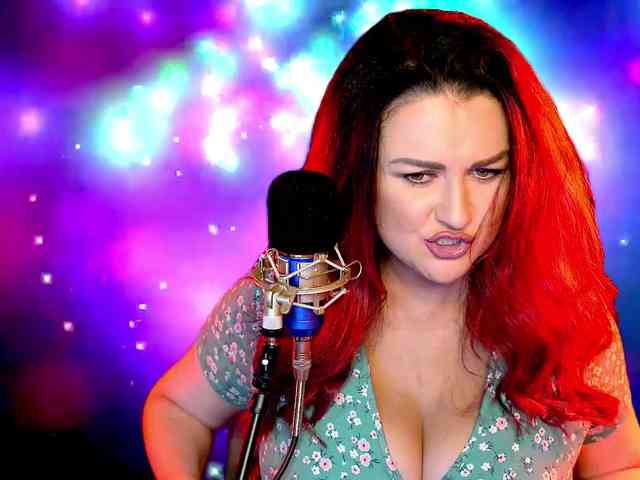 Meskhimusic webcam