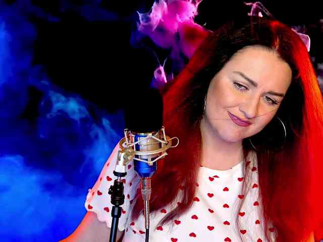 Meskhimusic webcam