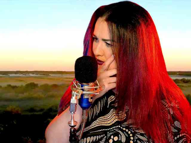Meskhimusic webcam