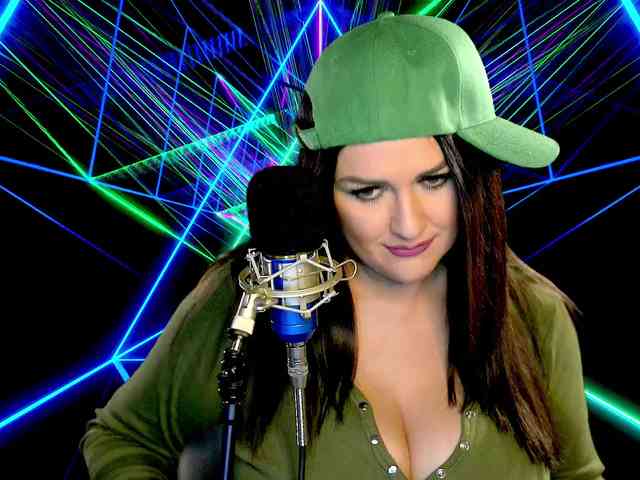 Meskhimusic webcam