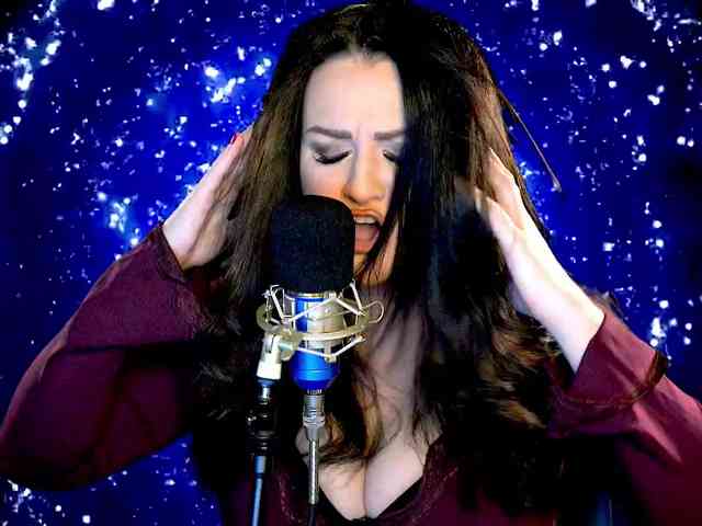 Meskhimusic webcam
