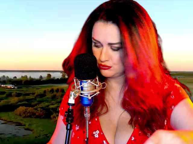Meskhimusic webcam